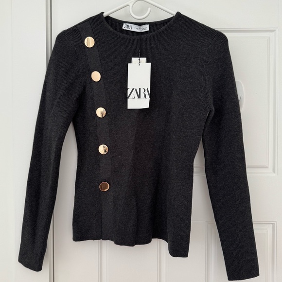 Zara Grey Button Detail Sweater - Picture 1 of 3